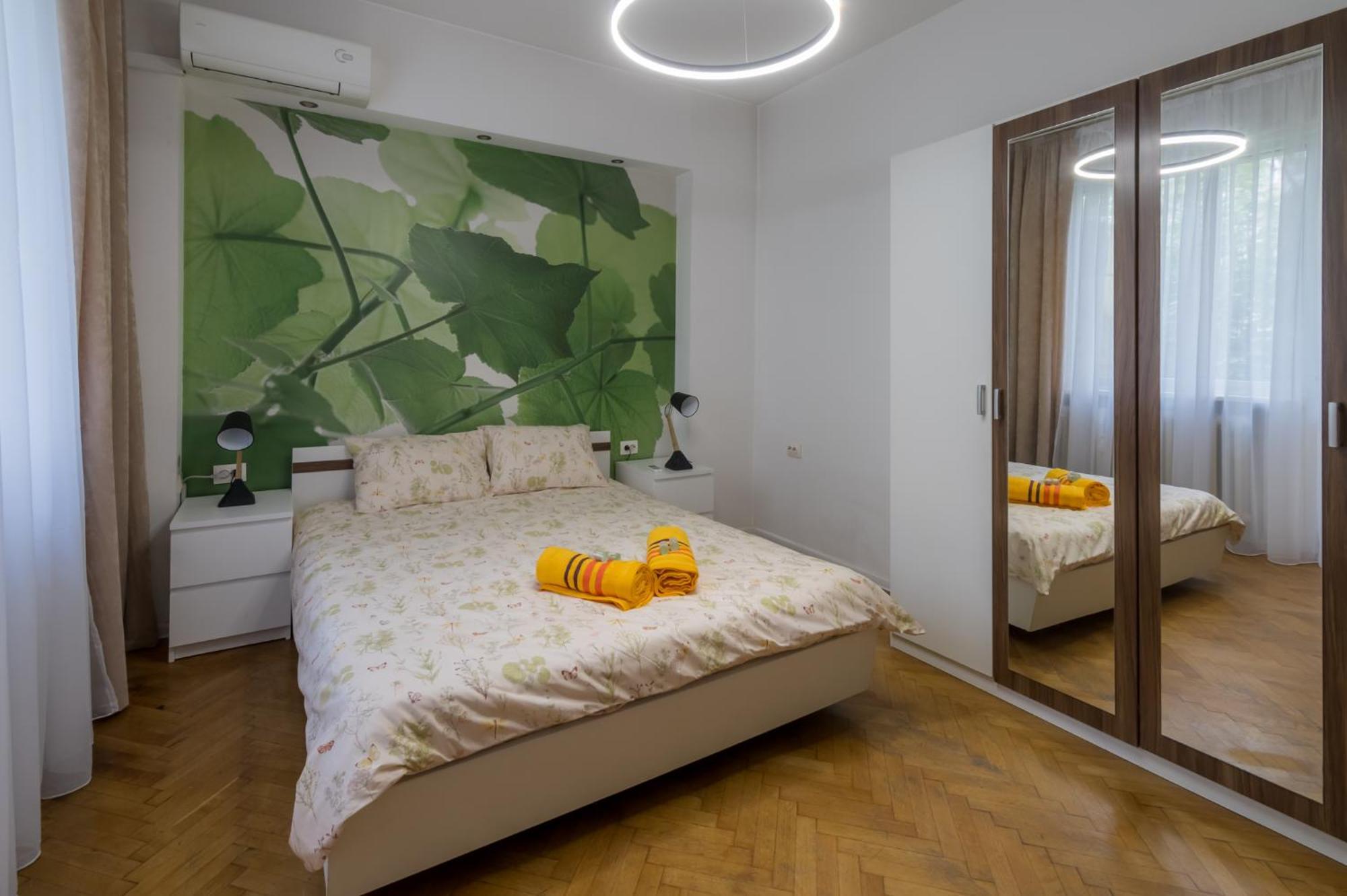 7 Seconds Away From The Main Street, Free Parking Sofia