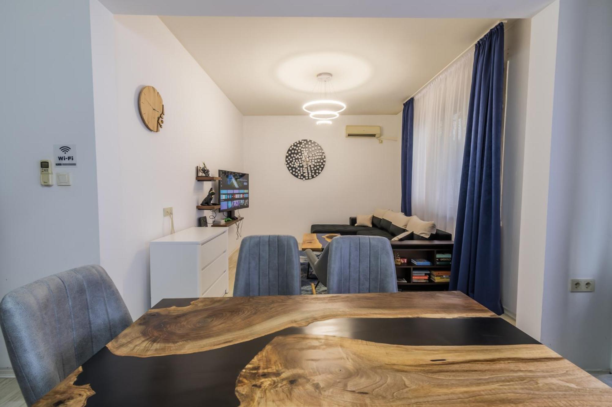 7 Seconds Away From The Main Street, Free Parking * Sofia