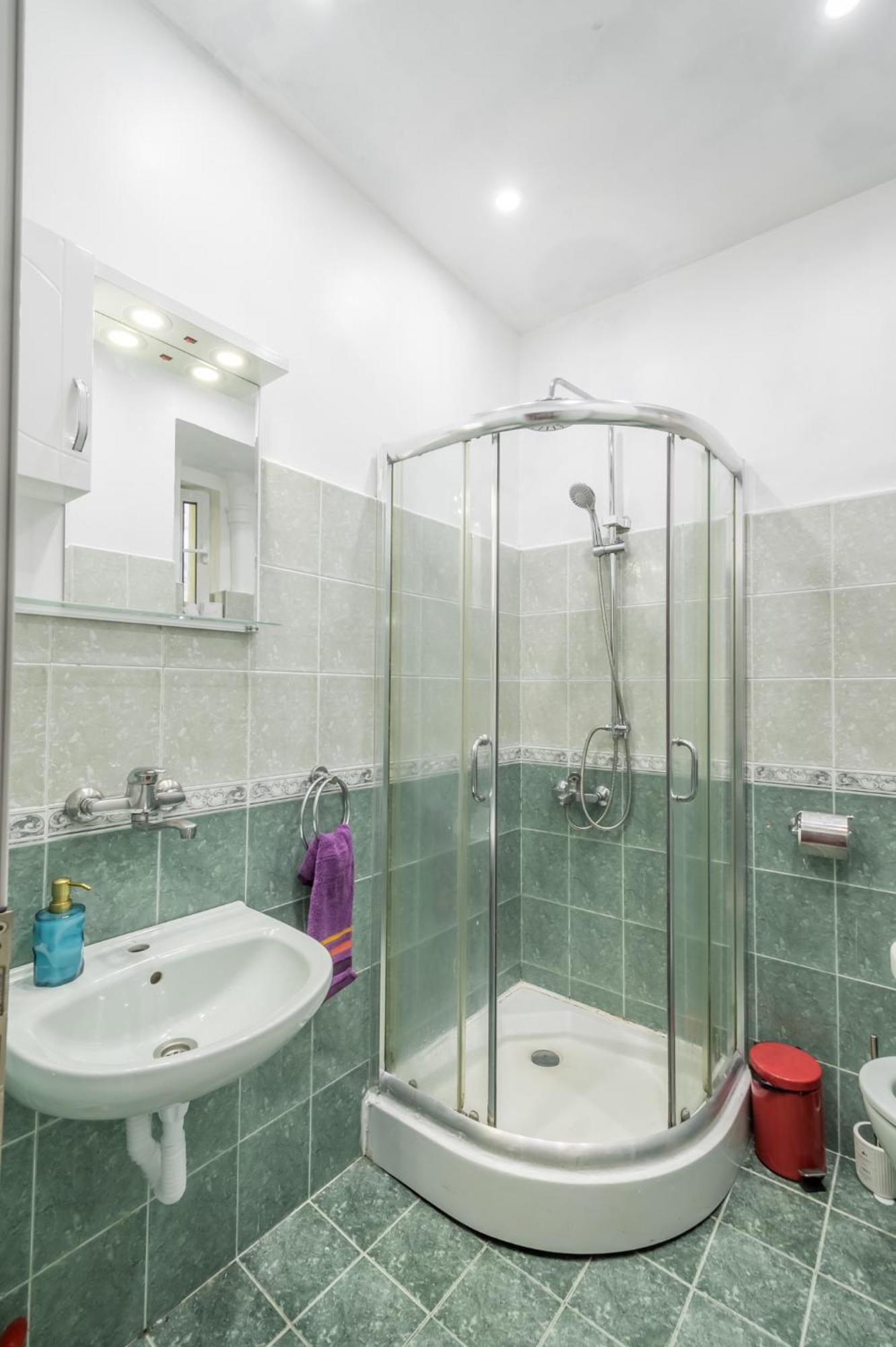 7 Seconds Away From The Main Street, Free Parking Appartamento Sofia